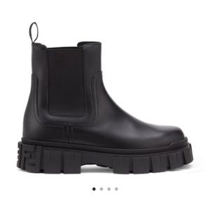 Fendi Force Chelsea Boots